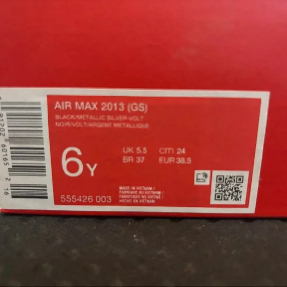 Nike Air Max 2013 (gs) size 6 youth, big kids